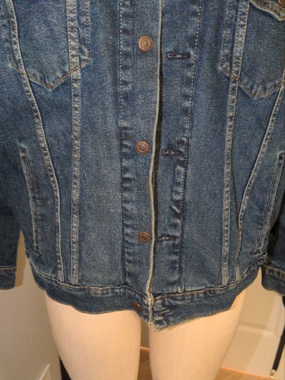 Levi's Dark Blue Denim Trucker Jacket - Picture 7 of 13
